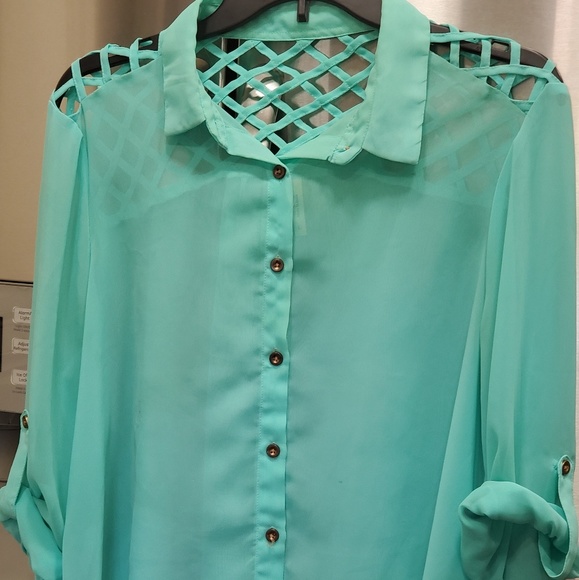 Top - Picture 5 of 5